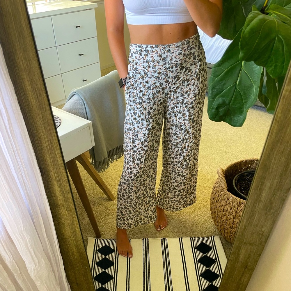 Ekam Floral Print Wide Leg Pants NWT Cream Small Boho Cropped Elastic Waist
